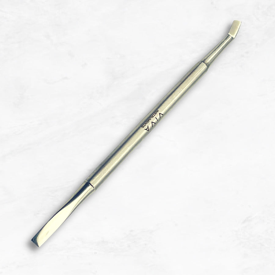 VIVA dual-ended stainless steel cuticle pusher in silver