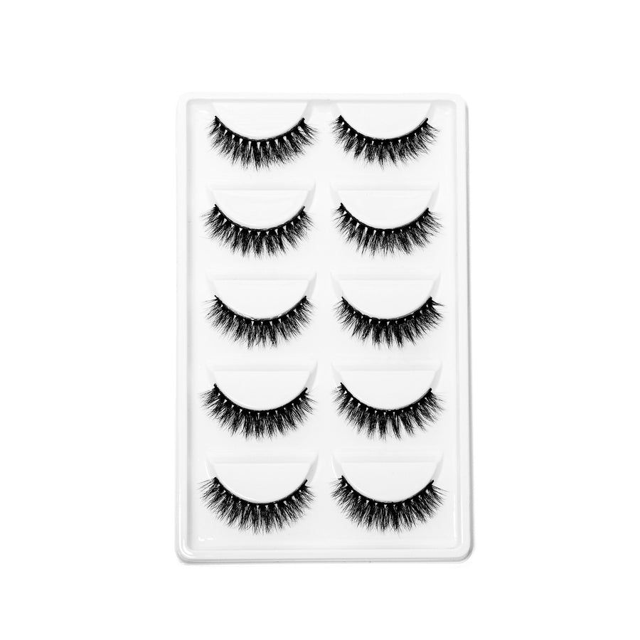 Five pairs of LUXE LASHES It Girl lashes