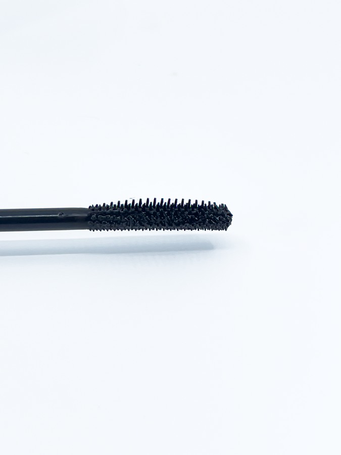 BeePro Lifting and Defining Mascara with Semi-Oval Wand