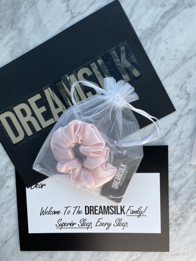 DREAMSILK Pink Silk Scrunchie