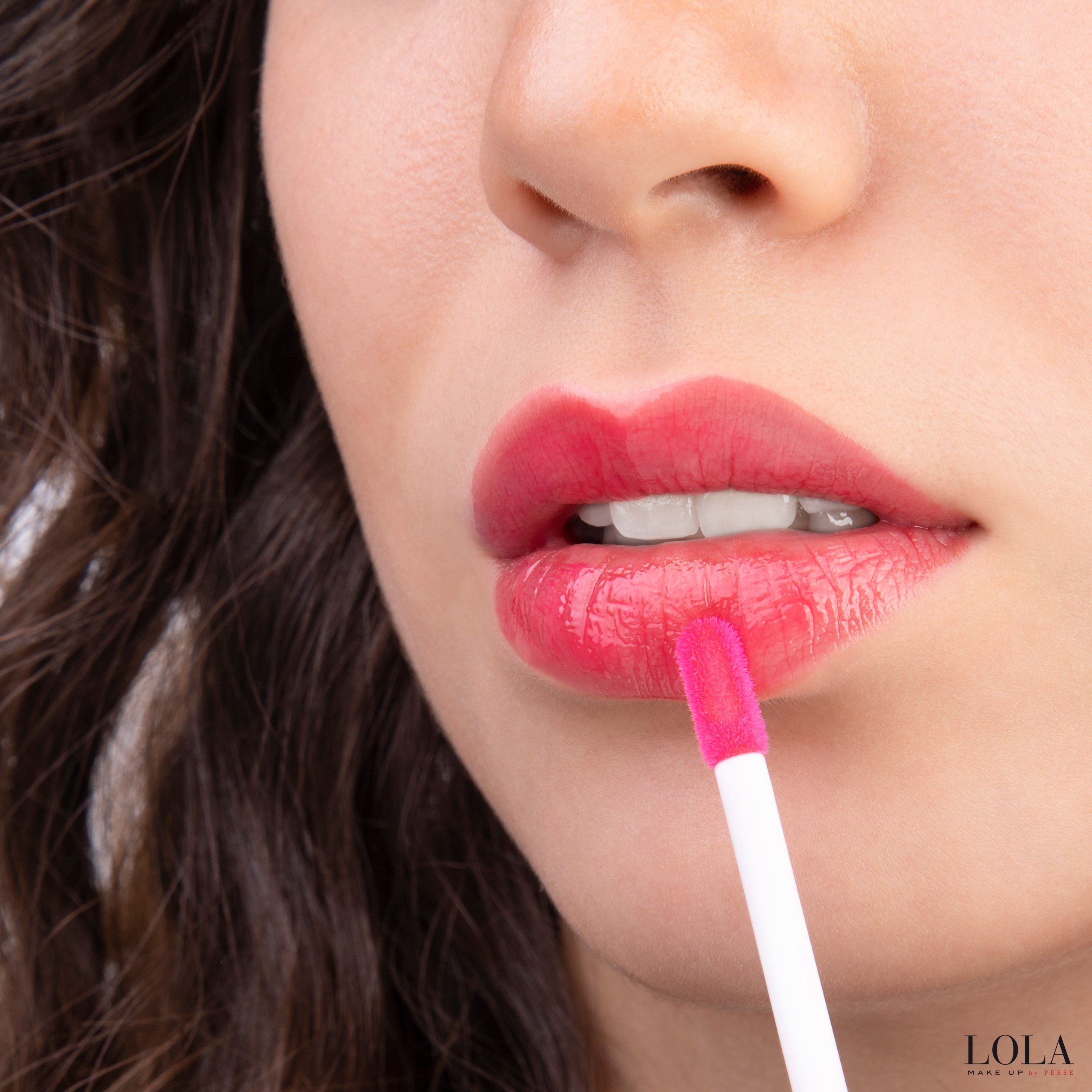 LOLA High Shine Lip Gloss 8 Colours