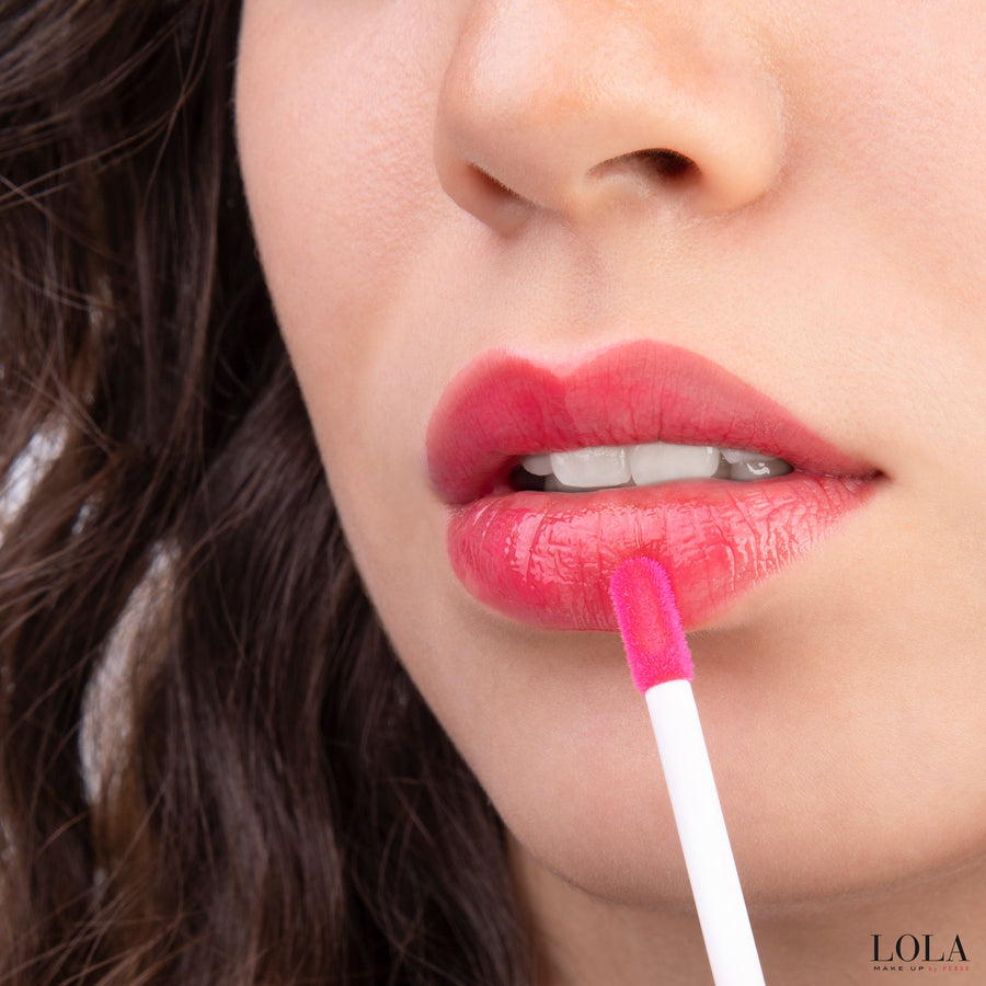 LOLA Long-Lasting High Shine Lip Gloss