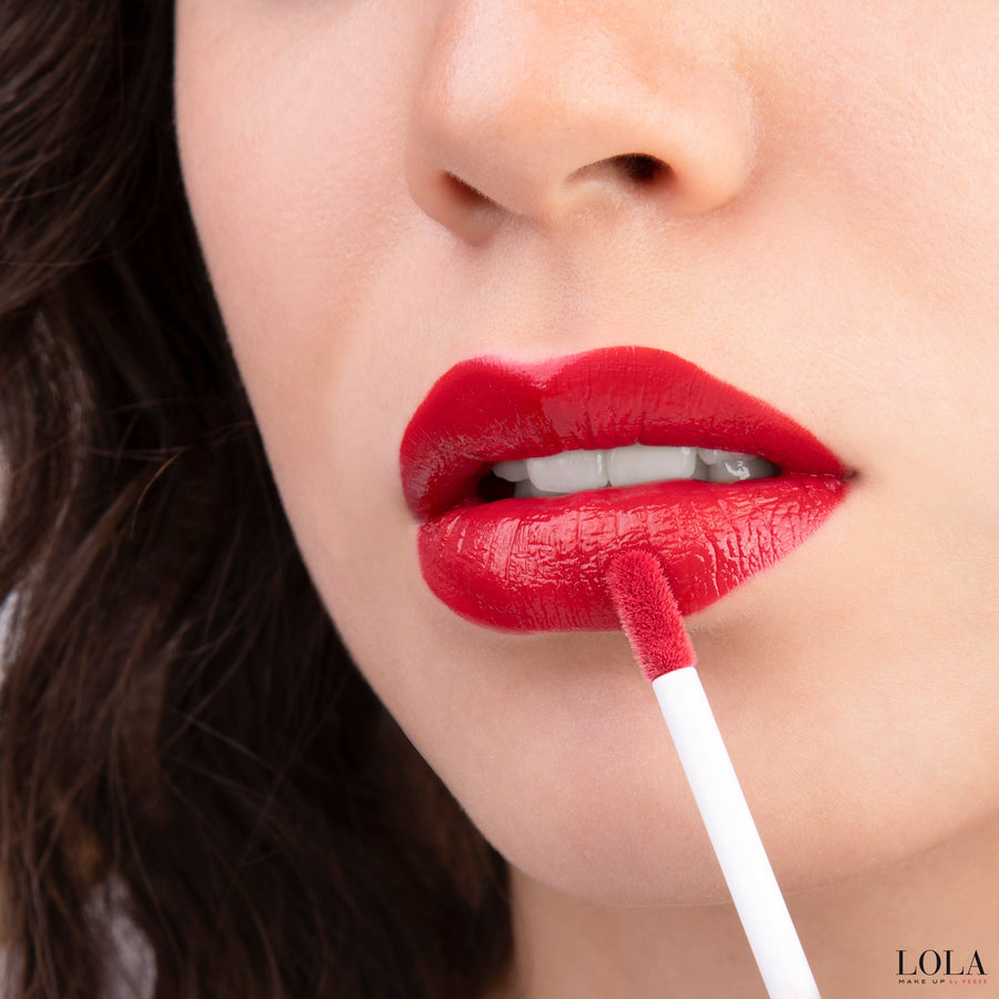 LOLA Long-Lasting High Shine Lip Gloss