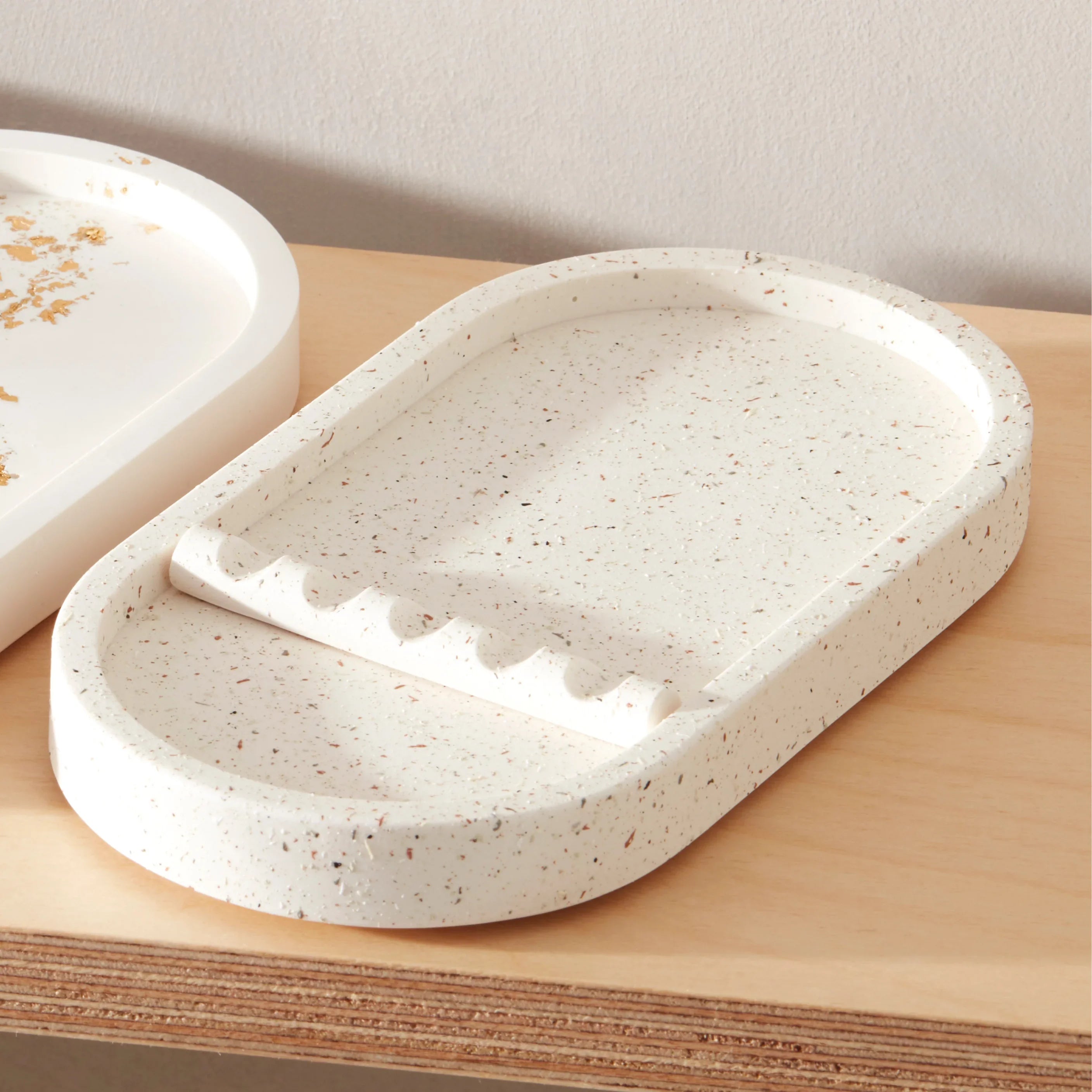 Oval Jesmonite Tool Tray – Handmade Professional Organiser