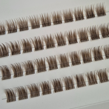 Aucora Blissfully Brown pre-glued lash clusters