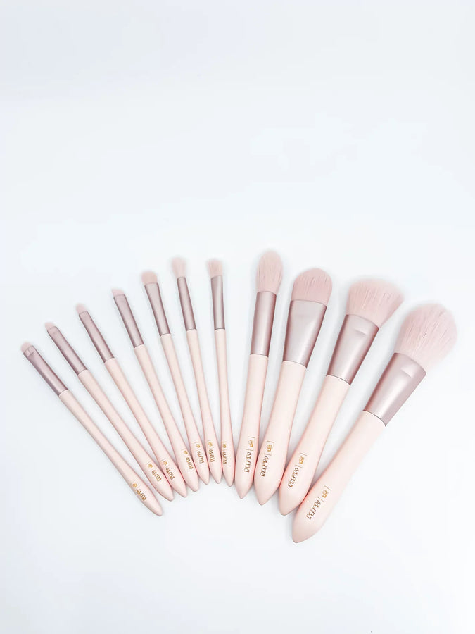 BeePro Signature Luxe 11-Piece Professional Makeup Brush Set with Pouch