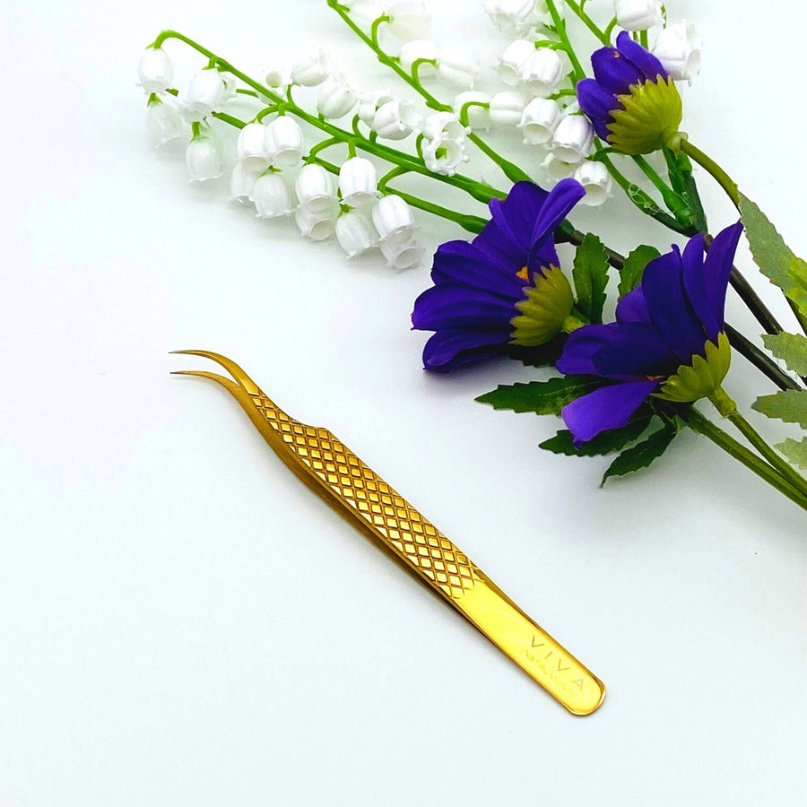 VIVA Instruments Curved Lash Tweezer Gold