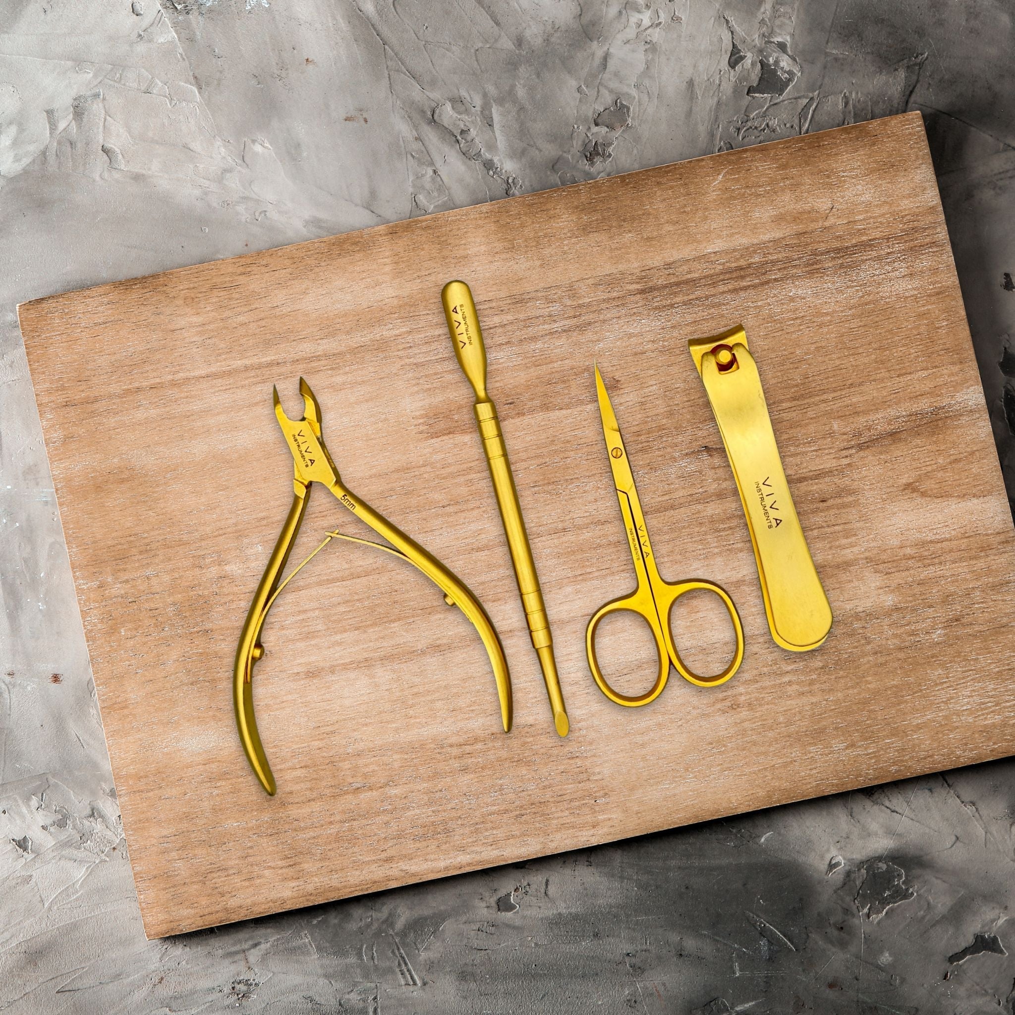 Manicure Tool Kit - 4 Pieces Gold