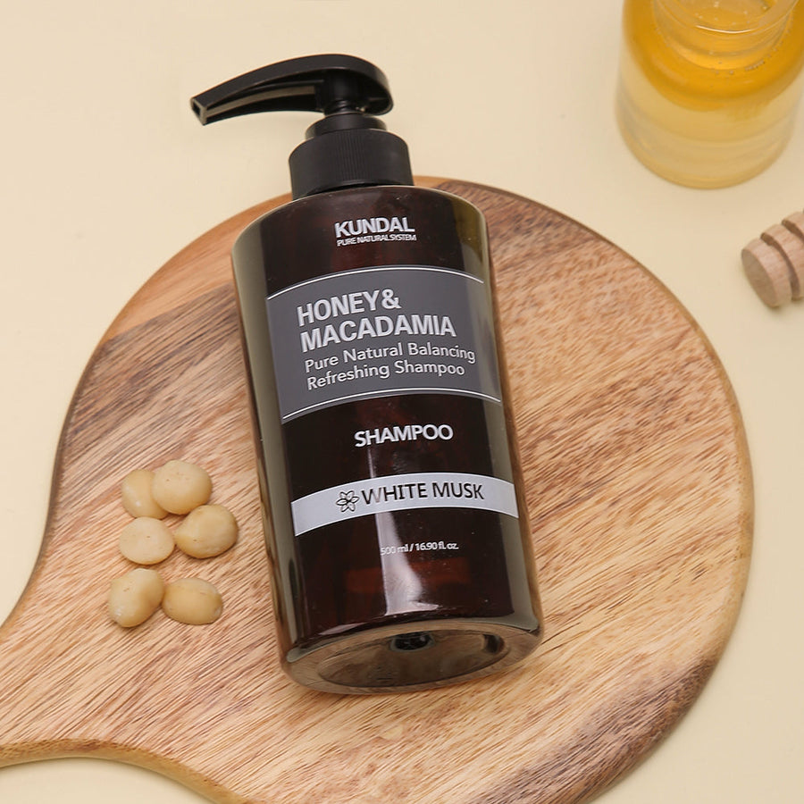 KUNDAL Honey & Macadamia Shampoo White Musk 500ml