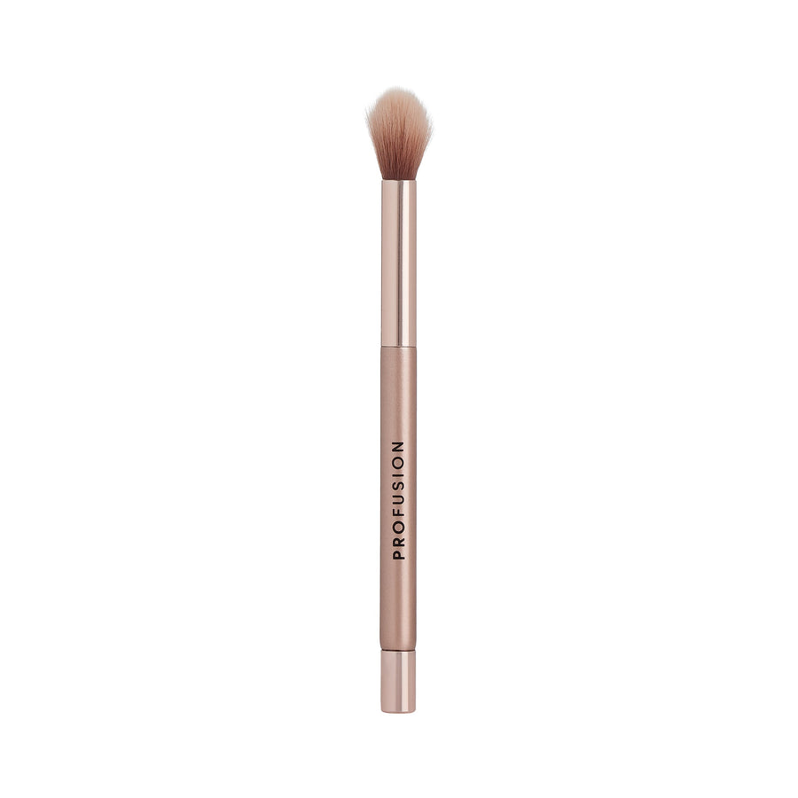 Profusion Magnetix Eyeshadow Blender Brush bristles