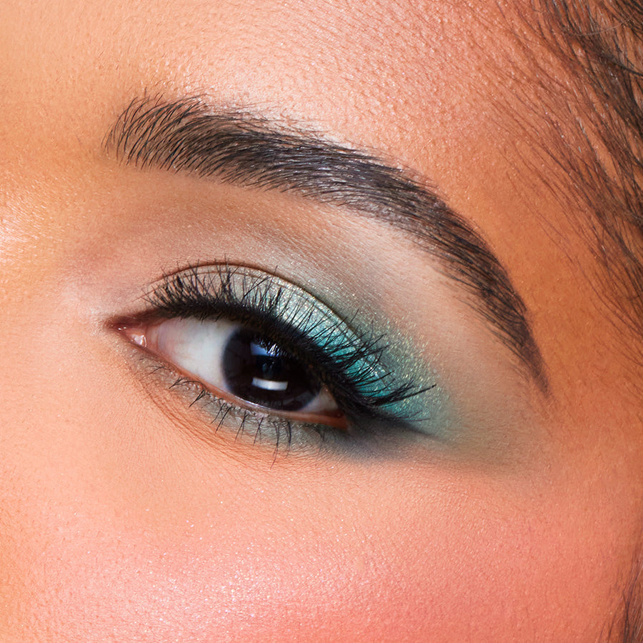 Profusion Mini Essentials Golden Hour eyeshadow makeup detail