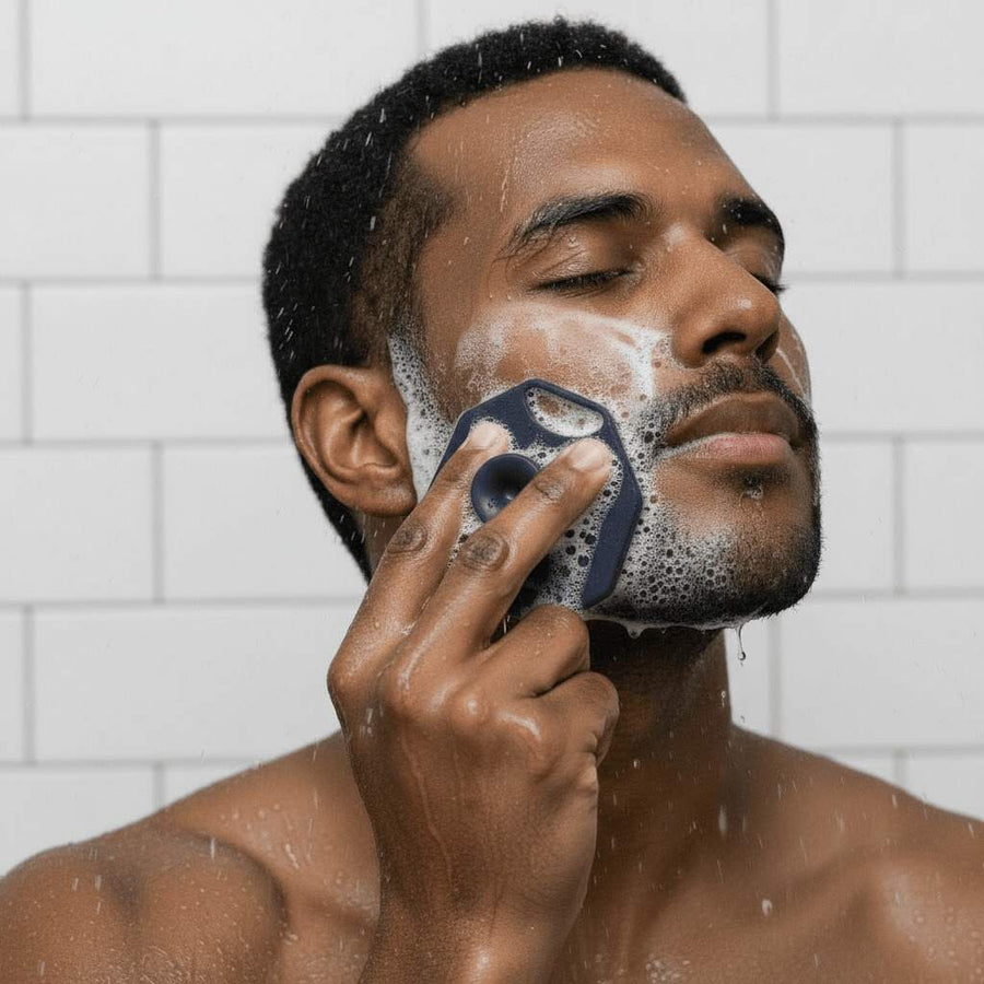 ScrubMeFace Breathtaking Blue facial cleansing brush in use